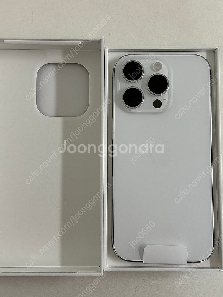 아이폰 16프로 화이트티타늄 256GB 단순개봉 새상품--0