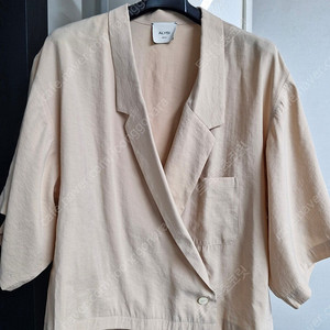 ALYSI 모달 블라우스