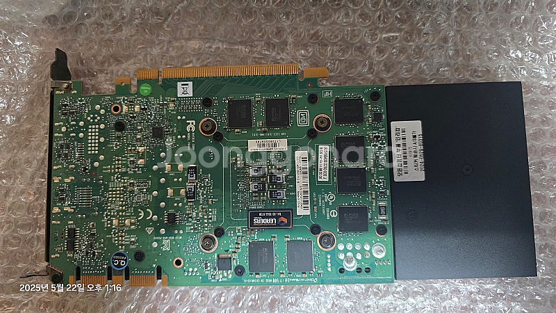 Quadro M4000 그래픽 카드입니다.--3