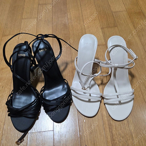 MNG 스트랩샌들