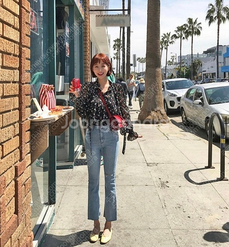 임블리 장미가 콕 블라우스--0