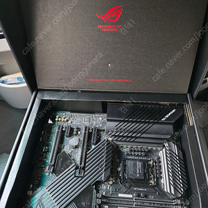 rog maximus xii apex z490