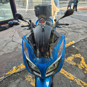 17년식 포르자300ABS 22xxxkm