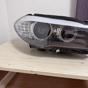 BMW F10 전기형 hid 조수석 헤드라이트 판매합니다.