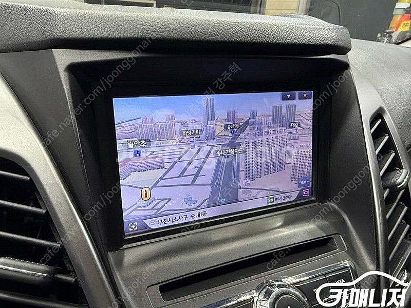 [KG모빌리티(쌍용) ]뉴코란도C 2WD 2.0 CVT...--9