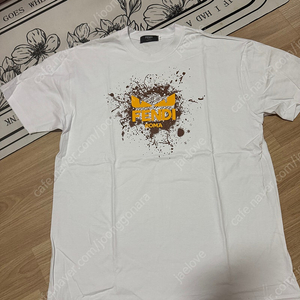 펜디 남자 면티셔츠 XL