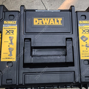 디월트 DCK2210P2T 충전 콤보 세트 20V MAX 5.0Ah2개