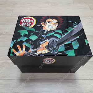 귀멸의 칼날 만화책 1-23권 완결 BOX 소장판 택포 판매합니다.