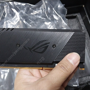 asus x570 crosshair viii extreme [ dimm.2 ] 팝니다.​ 택포