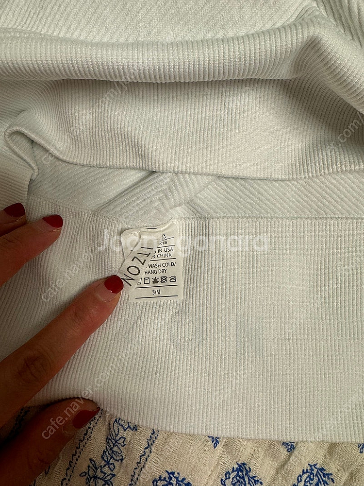 잇존어패럴 요가탑 스몰--4