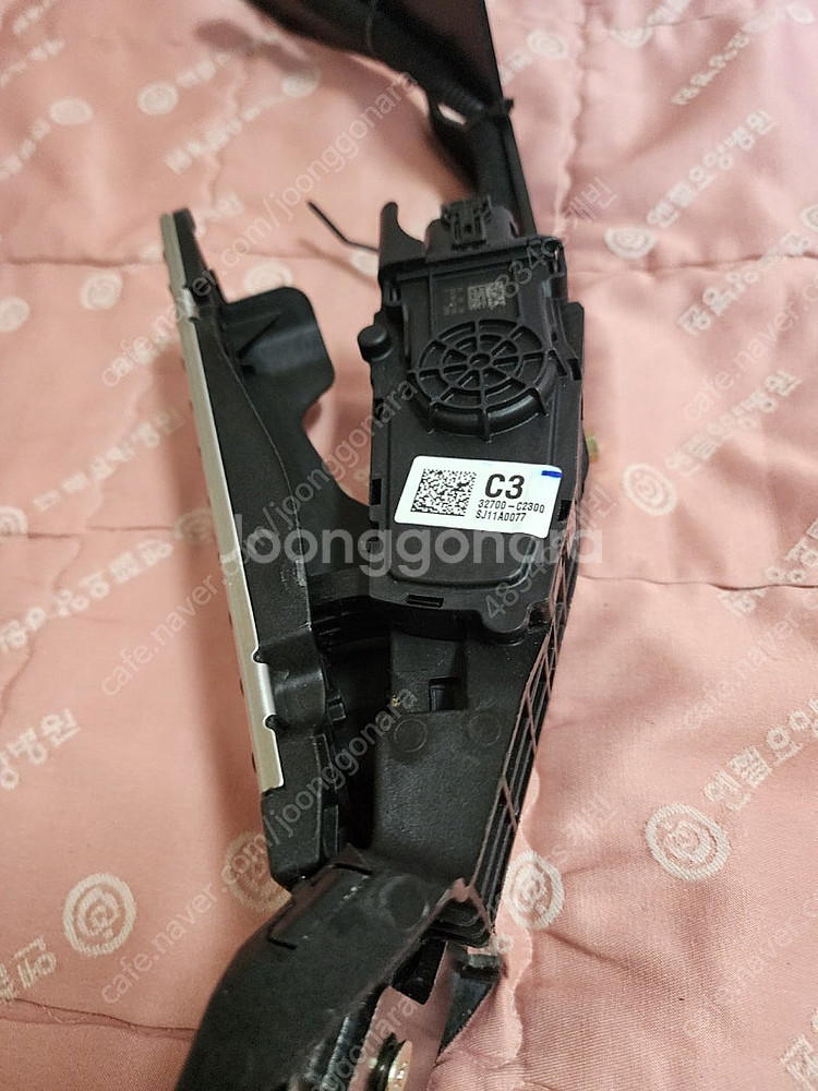 아반떼 cn7오르간페달 새것입니다--1