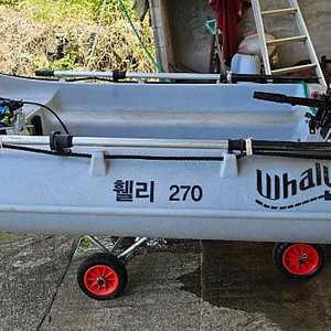 휄리보트 270+도하츠9.8마력(10시간미만운행 그의새거) 팝니다.