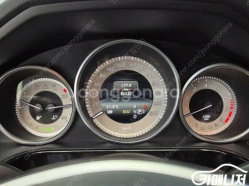 [벤츠]E-클래스 W212 E300 아방가르드 (5인승...--6
