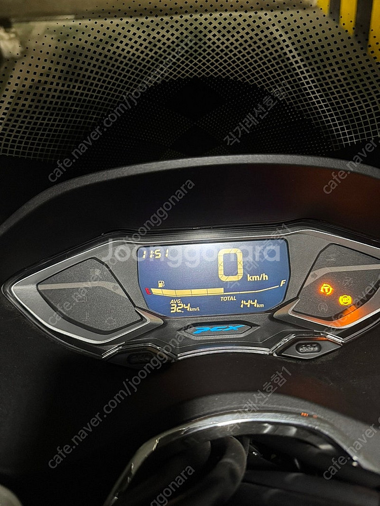 (서울)PCX125 24년식 145KM 신차급--2