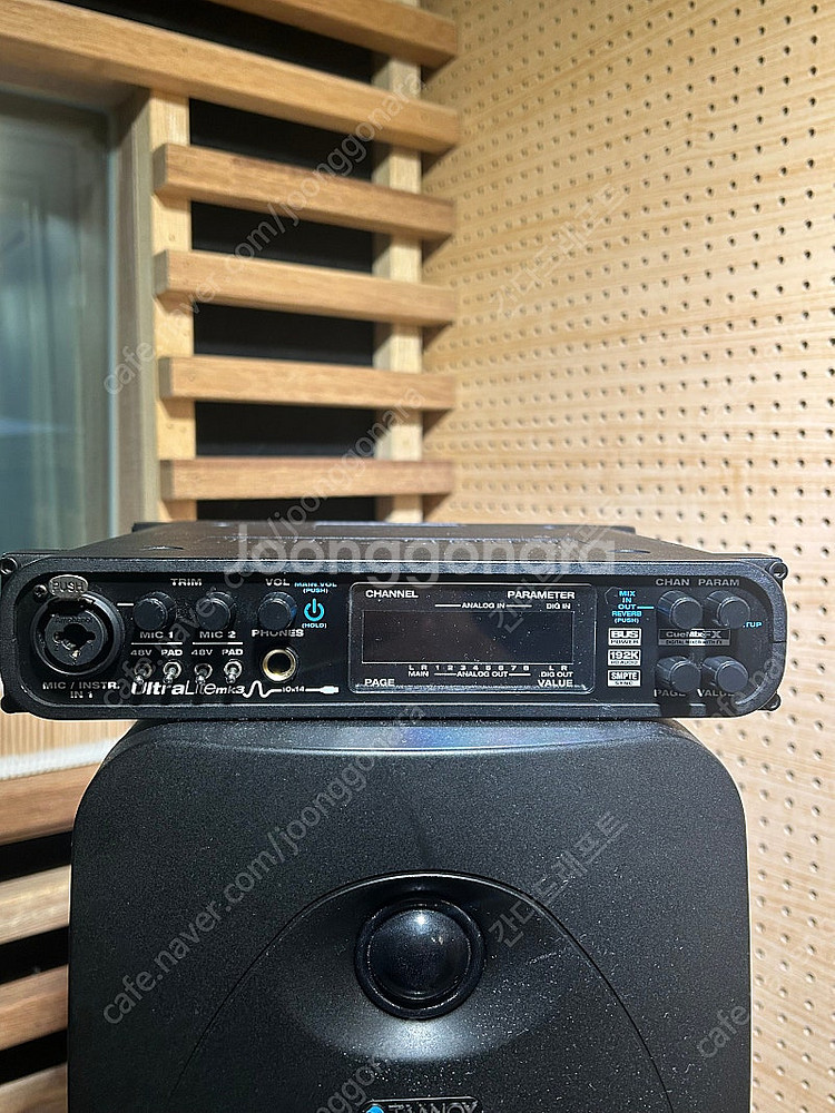 Motu 모투 오디오인터페이스 Ultralite Mk3...--2