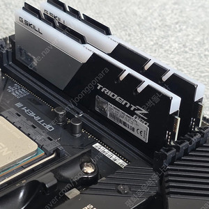 지스킬 DDR4 TRIDENT Z NEO 64GB 팝니다