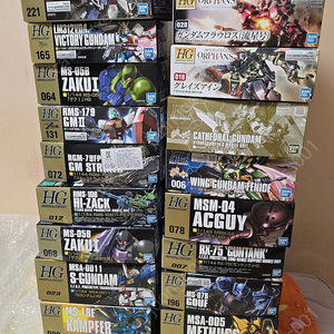 HG 곡그, 자쿠1, 구프 리바이브, 짐2, 바우, 바우 양산형, 자쿠3, 구프 커스텀, 캠퍼, 구스타프 칼, G 아머, 그레이즈 아인, 스사노오, 쓰로네 아인, 징크스, 라고우,