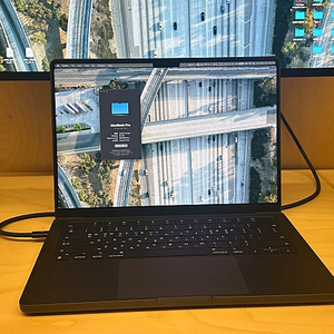 M4 max 14인치 16/40코어 64램 1T SSD 나노텍스쳐 애케플 2028
