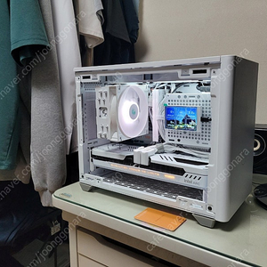 화이트 itx 컴퓨터본체 7500f, b580