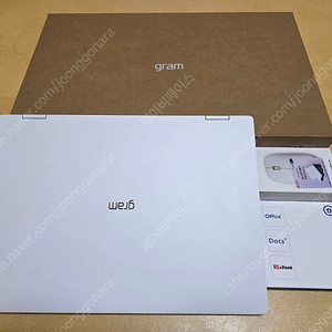 2025 LG 그램 프로 360 16 Ultra5 16기가 램+256기가 ssd 팝니다.(16T90TP-GA5CK)