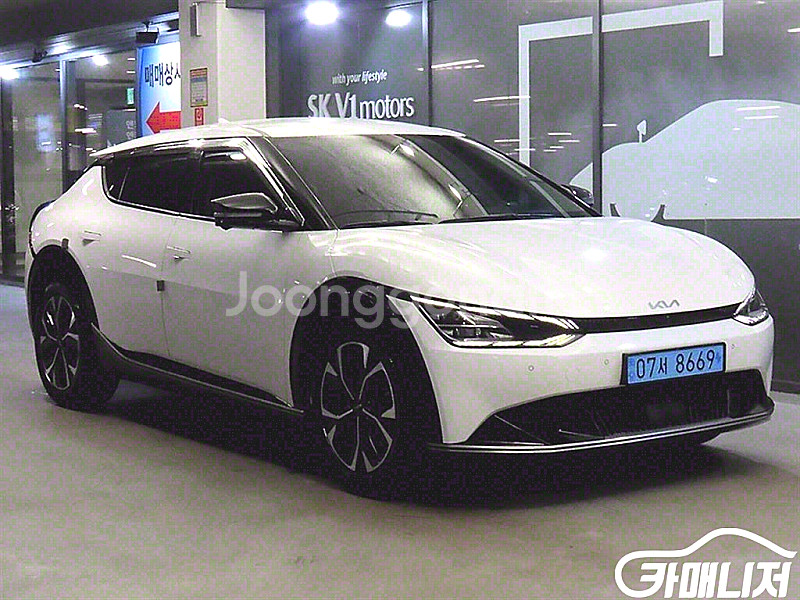 [기아]EV6 롱레인지 어스 (0톤) 2023 년 중고차 ◆최고의 서비스◆투명한 마인드◆ 중고--0