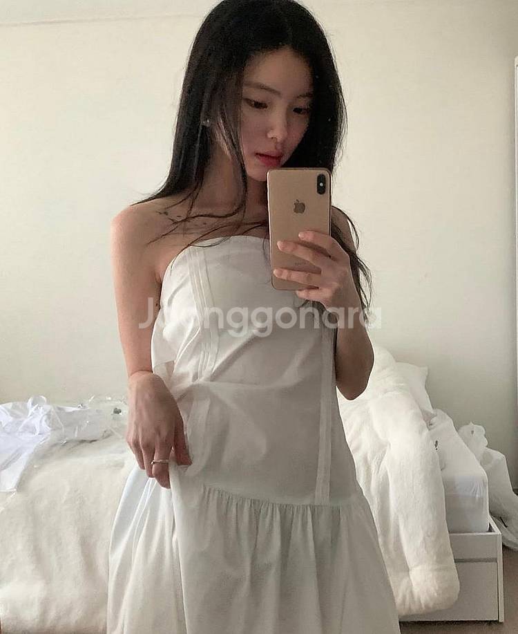 Lea Ribbon pintuck dress 르에 리본...--0