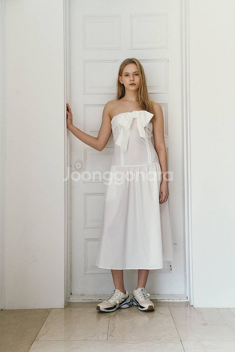 Lea Ribbon pintuck dress 르에 리본...--3