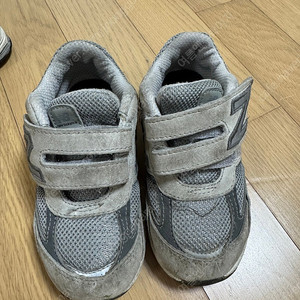 뉴발란스 990 아디다스 150