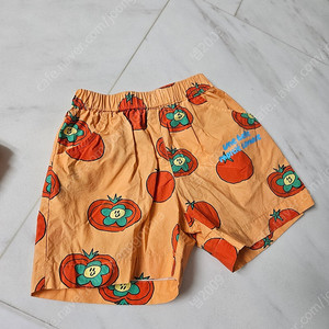 베베베베 토마토 바지