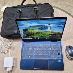 삼성 i7-8565U 13.3 인치 터치 스크린 노트북 NT931SBE 팝니다