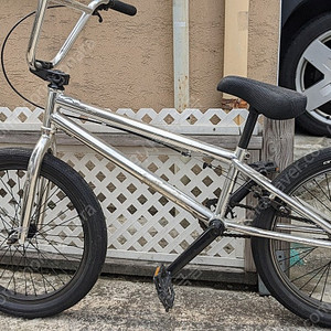 BMX 콘피안자X CONPIANZA X 판매합니다.