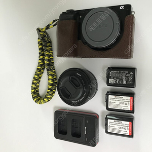 소니 a6000, 번들렌즈