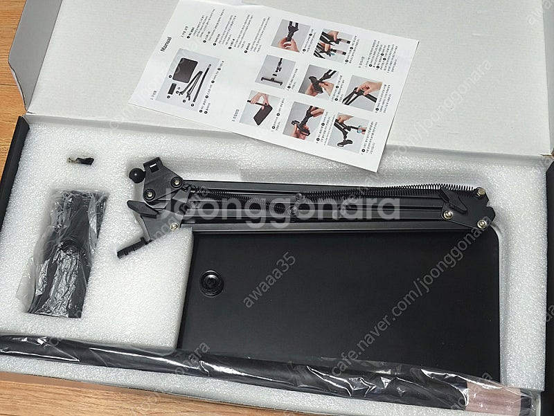 신지모루 스탠드형 핸드폰 태블릿 스탠딩 거치대--1