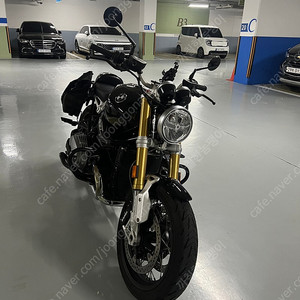 BMW RNINET R9T 알나인티 노멀 23년식 팝니다.