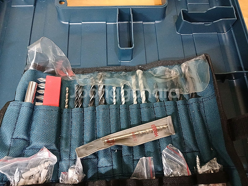 보쉬 충전드릴 GSR-7. 2-2(7.2V) 거의 새것--4