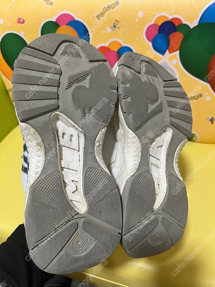 남아 브랜드 운동화, 풋살화 및 슬리퍼 팝니다. 뉴발란스, 노스페이스,MLB키즈,블루독--2