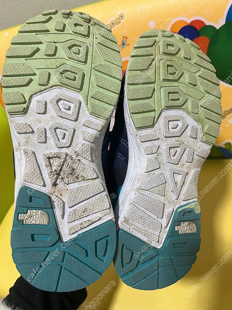 남아 브랜드 운동화, 풋살화 및 슬리퍼 팝니다. 뉴발란스, 노스페이스,MLB키즈,블루독--4