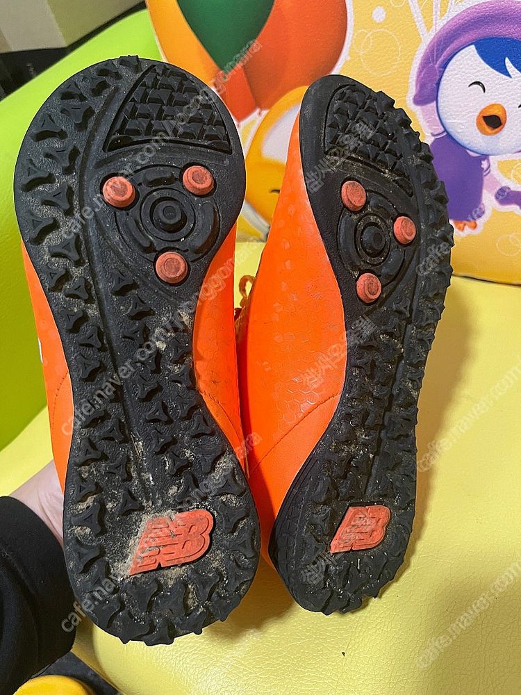 남아 브랜드 운동화, 풋살화 및 슬리퍼 팝니다. 뉴발란스, 노스페이스,MLB키즈,블루독--7