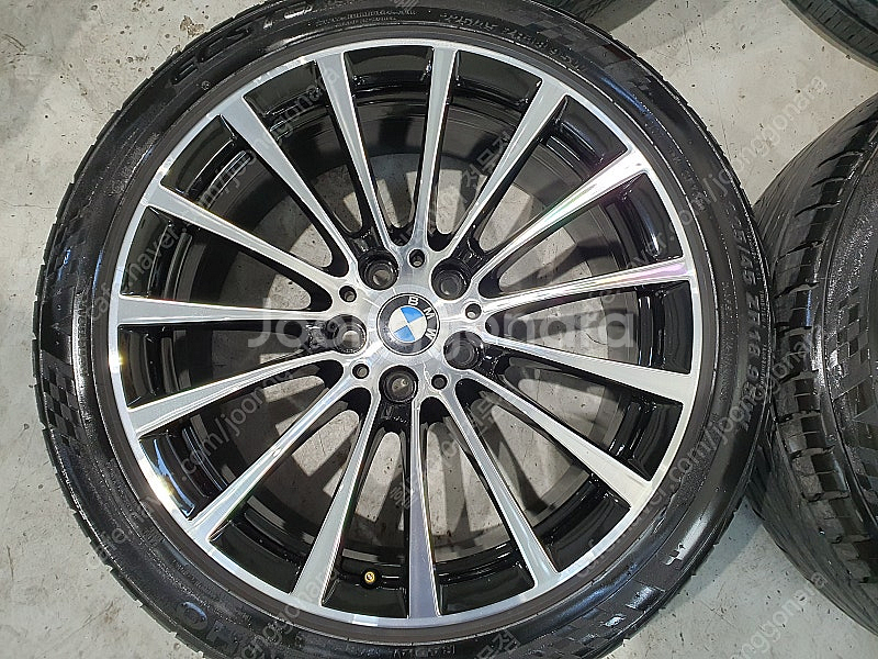 # BMW G20 3시리즈 18인치 휠타이어 판매합니다--2