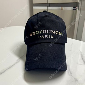 우영미 렌티큘러 볼캡 판매합니다