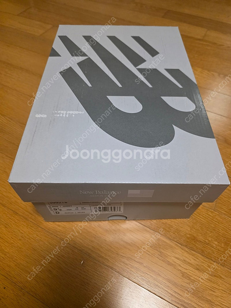 뉴발란스 U992TB 블랙 9.5 새상품--0