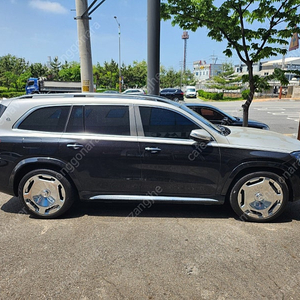 벤츠 GLS 마이바흐 23인치 떡판휠
