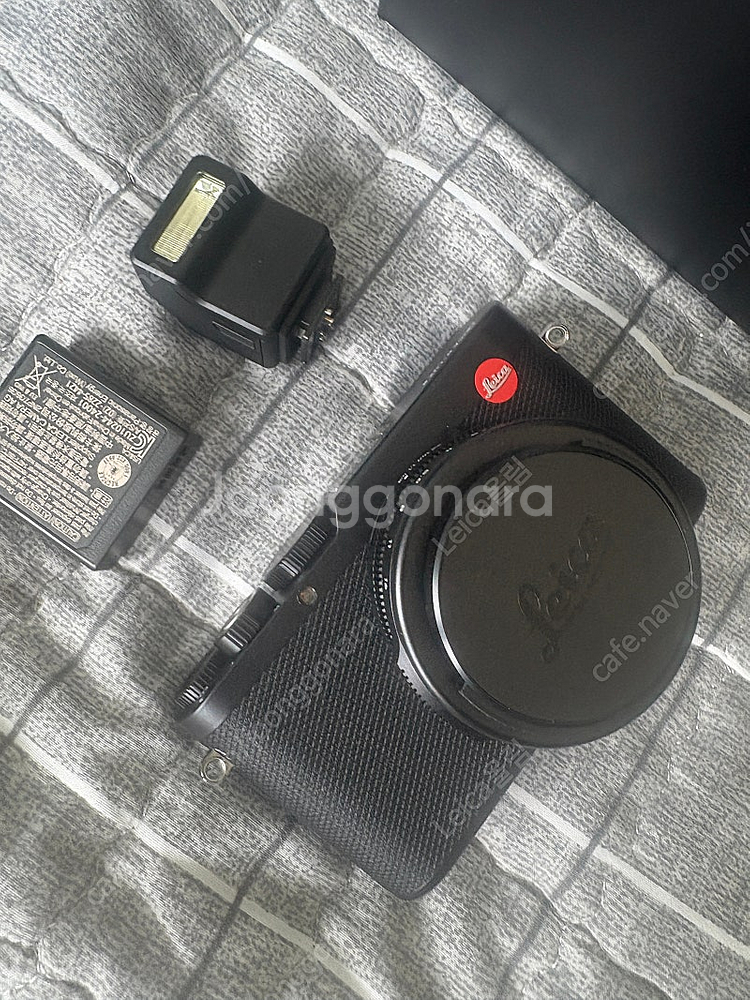 라이카 d lux-8 블랙 판매합니다--0