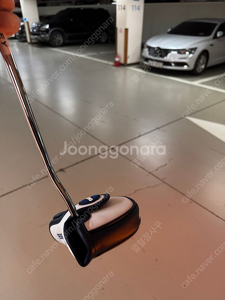 오디세이 2024 AI one 7번 퍼터 34인치 미개...--3