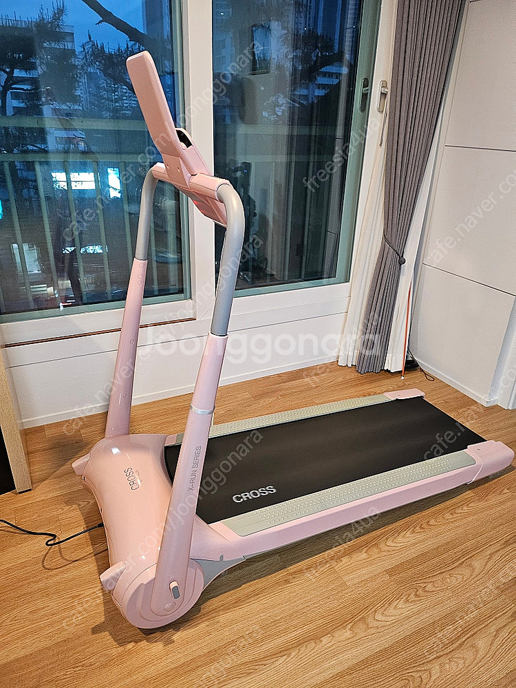 크로스 엑스런 런닝머신 핑크 팝니다--0