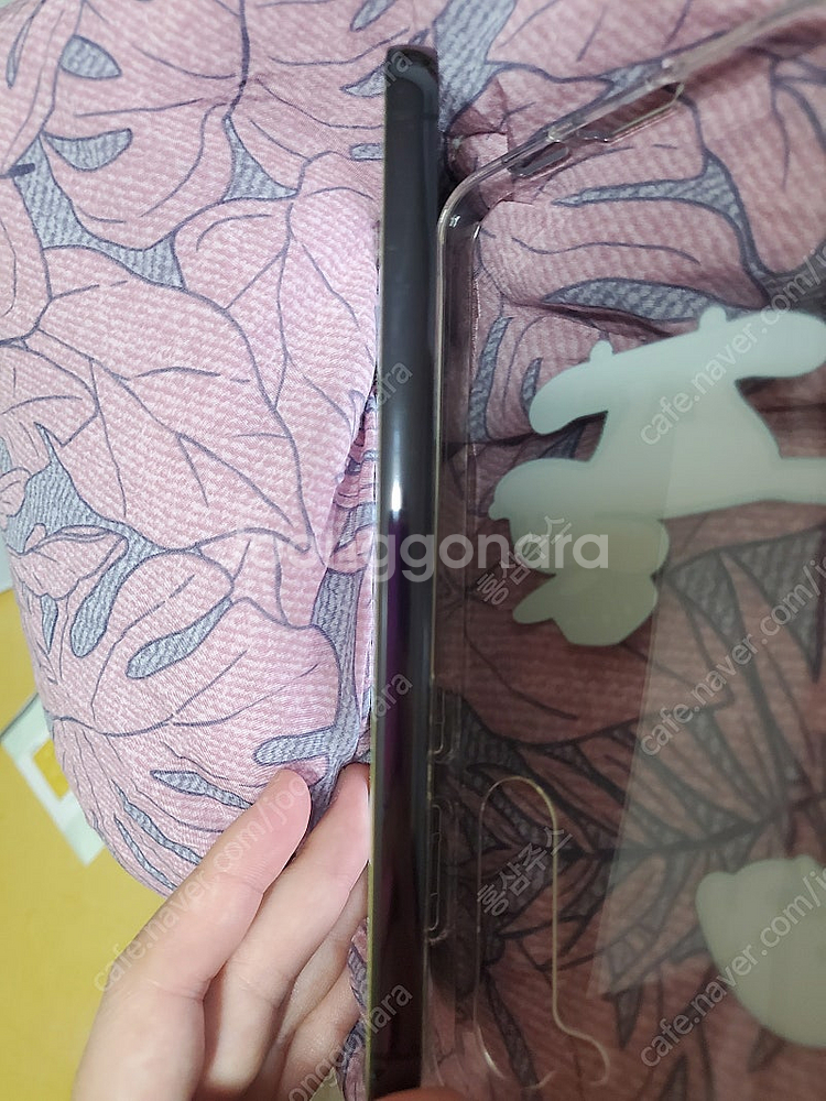 갤럭시s23플러스 블랙 256g 무잔상 33만원에 싸게...--3
