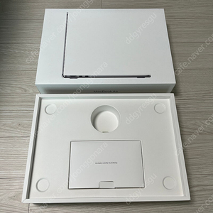 맥북 에어 m2 8g 256g ssd 13인치 실버700,000원
