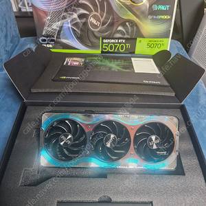 PALIT RTX 5070 Ti GAMEROCK OC