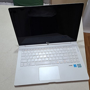 LG GRAM 그램 15Z960 15인치 액정팝니다