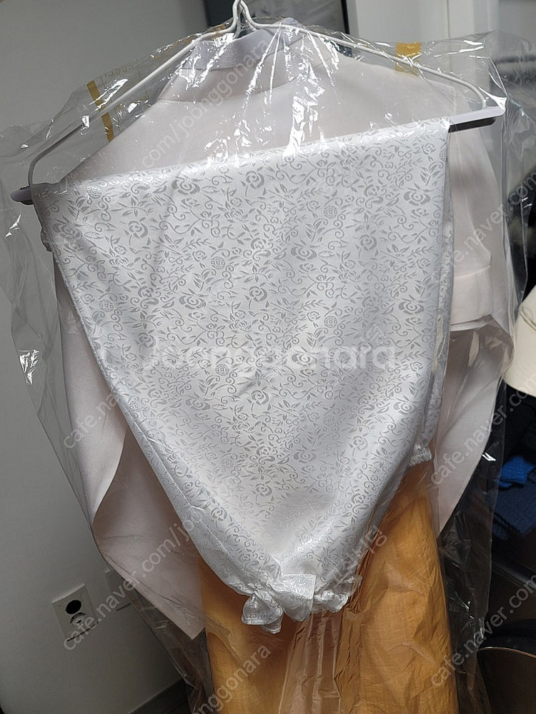 메리앤부띠끄 여자 한복 판매중 노랑색--1
